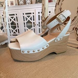 Marc Fisher White Summer Platform Sandals